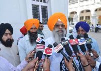 ਬਾਬਾ ਭੂਰੀ ਵਾਲਿਆਂ ਵੱਲੋਂ ਕਰਵਾਈ ਜਾ ਰਹੀ ਹੈ ਘੰਟਾ ਘਰ ਪ੍ਰਵੇਸ਼ ਦੁਆਰ ਦੇ ਗੁੰਬਦ ਉਪਰ ਸੋਨੇ ਦੀ ਕਾਰ ਸੇਵਾ