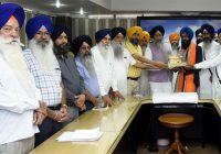 ਏਸ਼ੀਅਨ ਪੇਸੀਫਿਕ ਮਾਸਟਰ ਖੇਡਾਂ ਵਿੱਚੋਂ ਤਿੰਨ ਤਗਮੇ ਹਾਸਲ ਕਰਨ ਵਾਲੇ ਸ. ਗੁਰਦੀਪ ਸਿੰਘ ਪੂਹਲਾ ਦਾ ਸ਼੍ਰੋਮਣੀ ਕਮੇਟੀ ਵੱਲੋਂ ਸਨਮਾਨ