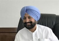 ਆਧੁਨਿਕ ਡੇਅਰੀ ਸਰਵਿਸ ਕੇਂਦਰ ਸਥਾਪਿਤ ਕਰਨ ਲਈ ਦਿੱਤੀ ਜਾਵੇਗੀ 20 ਲੱਖ ਰੁਪਏ ਦੀ ਸਬਸਿਡੀ: ਬਲਬੀਰ ਸਿੰਘ ਸਿੱਧੂ ਆਧੁਨਿਕ ਡੇਅਰੀ ਸਰਵਿਸ ਕੇਂਦਰ ਸਥਾਪਿਤ ਕਰਨ ਲਈ ਦਿੱਤੀ ਜਾਵੇਗੀ 20 ਲੱਖ ਰੁਪਏ ਦੀ ਸਬਸਿਡੀ: ਬਲਬੀਰ ਸਿੰਘ ਸਿੱਧੂ