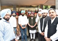 ਮੁੱਖ ਮੰਤਰੀ ਸਮੇਤ ਹੋਰ ਸ਼ਖਸੀਅਤਾਂ ਅਤੇ ਸਿਆਸੀ ਨੇਤਾ ਕਰਨਪਾਲ ਸਿੰਘ ਸੇਖੋਂ ਦੀ ਅੰਤਮ ਯਾਤਰਾ ‘ਚ ਸ਼ਾਮਲ ਹੋਏ