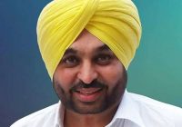 ਬਾਦਲਾਂ ਵੱਲੋਂ ਸ੍ਰੀ ਦਰਬਾਰ ਸਾਹਿਬ ਵਿਖੇ ਸੇਵਾ ਕਰਨੀ ਮਹਿਜ਼ ਇੱਕ ਡਰਾਮੇਬਾਜ਼ੀ : ਭਗਵੰਤ ਮਾਨ