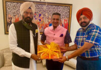 ਰਾਣਾ ਸੋਢੀ ਵੱਲੋਂ ਸ੍ਰੀ ਗੁਰੂ ਤੇਗ਼ ਬਹਾਦਰ ਸਾਹਿਬ ਦੀ ਰੂਹਾਨੀ ਯਾਤਰਾ ਦਰਸਾਉਂਦੀ ਕਾਫ਼ੀ ਟੇਬਲ ਕਿਤਾਬ ਰਿਲੀਜ਼ ਰਾਣਾ ਸੋਢੀ ਵੱਲੋਂ ਸ੍ਰੀ ਗੁਰੂ ਤੇਗ਼ ਬਹਾਦਰ ਸਾਹਿਬ ਦੀ ਰੂਹਾਨੀ ਯਾਤਰਾ ਦਰਸਾਉਂਦੀ ਕਾਫ਼ੀ ਟੇਬਲ ਕਿਤਾਬ ਰਿਲੀਜ਼